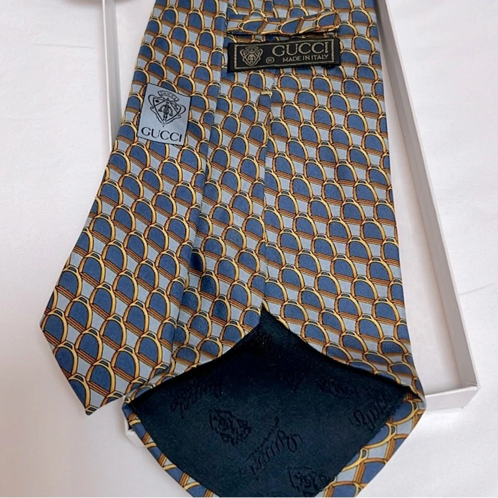 Gucci silk tie